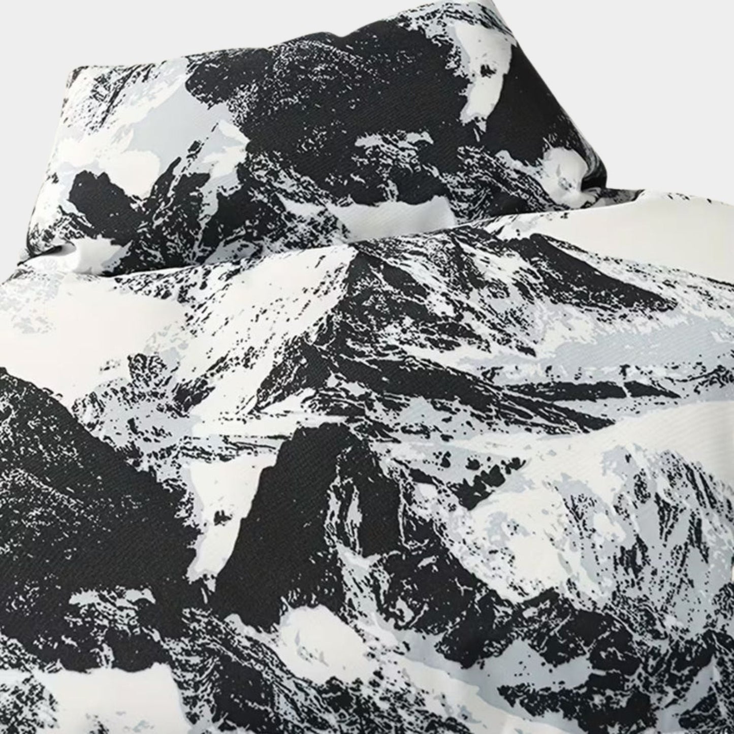 Mountain Print Puffer Jacket | Zyphhra