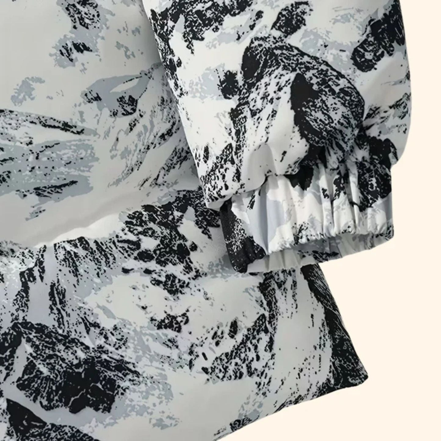 Mountain Print Puffer Jacket | Zyphhra