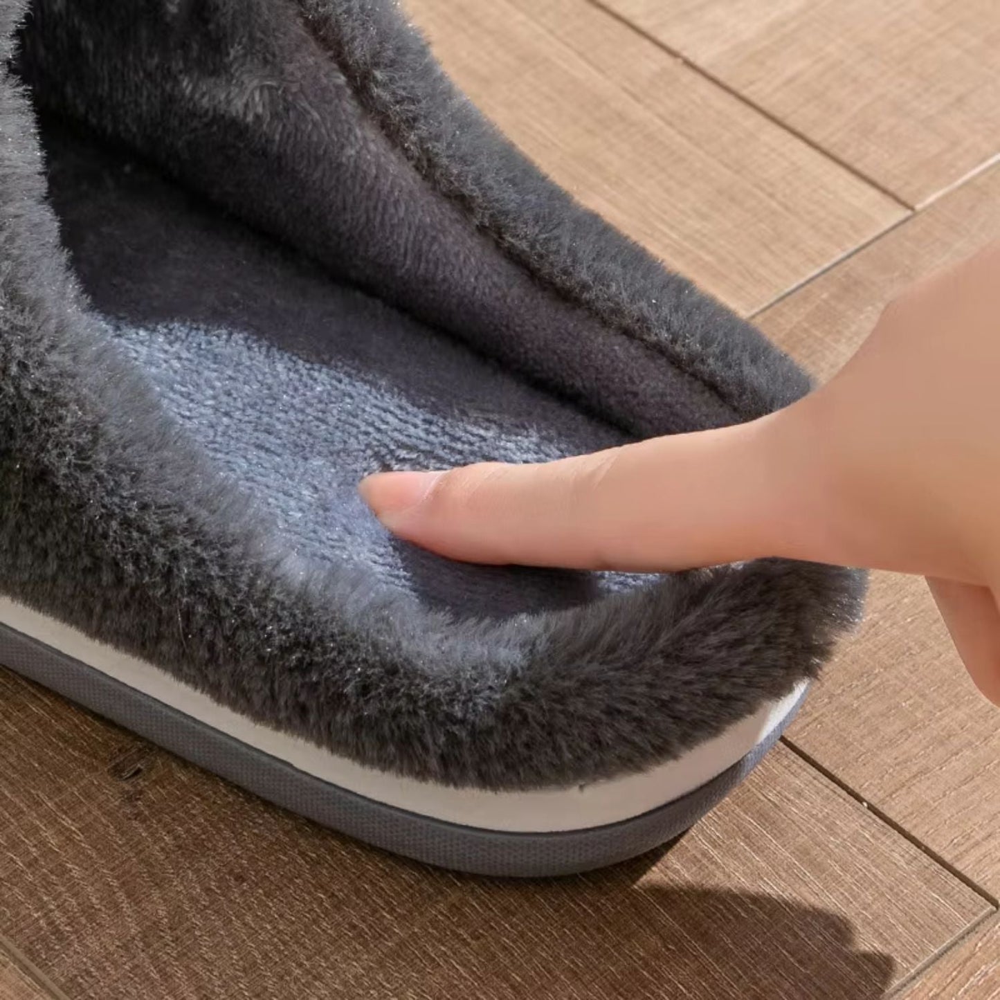 Padded Checked Fleece Slippers | Zyphhra