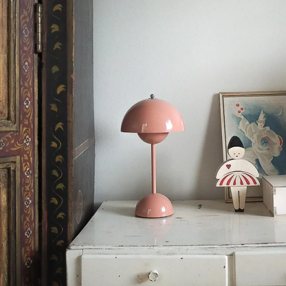 Classic-Inspired Spherical Table Light | Zyphhra