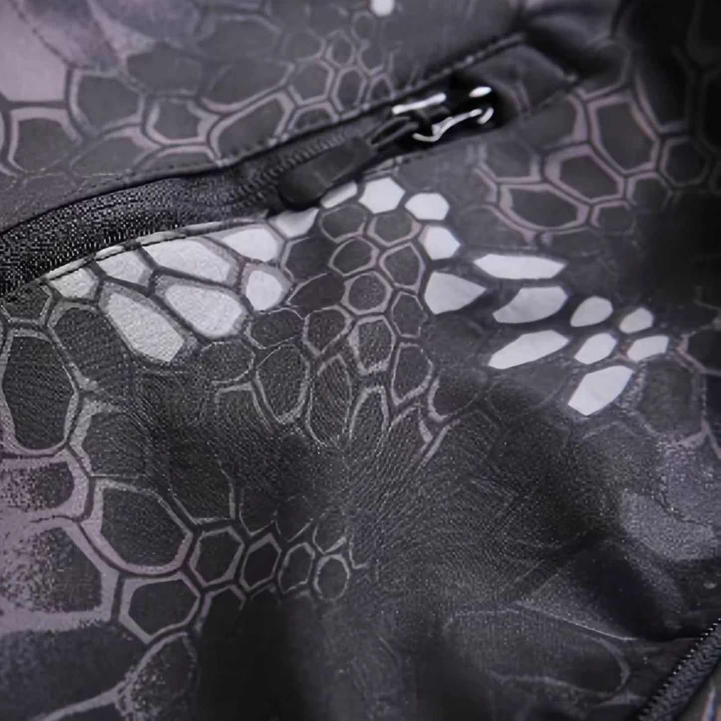 Camouflage Hooded Ski Jacket | Zyphhra