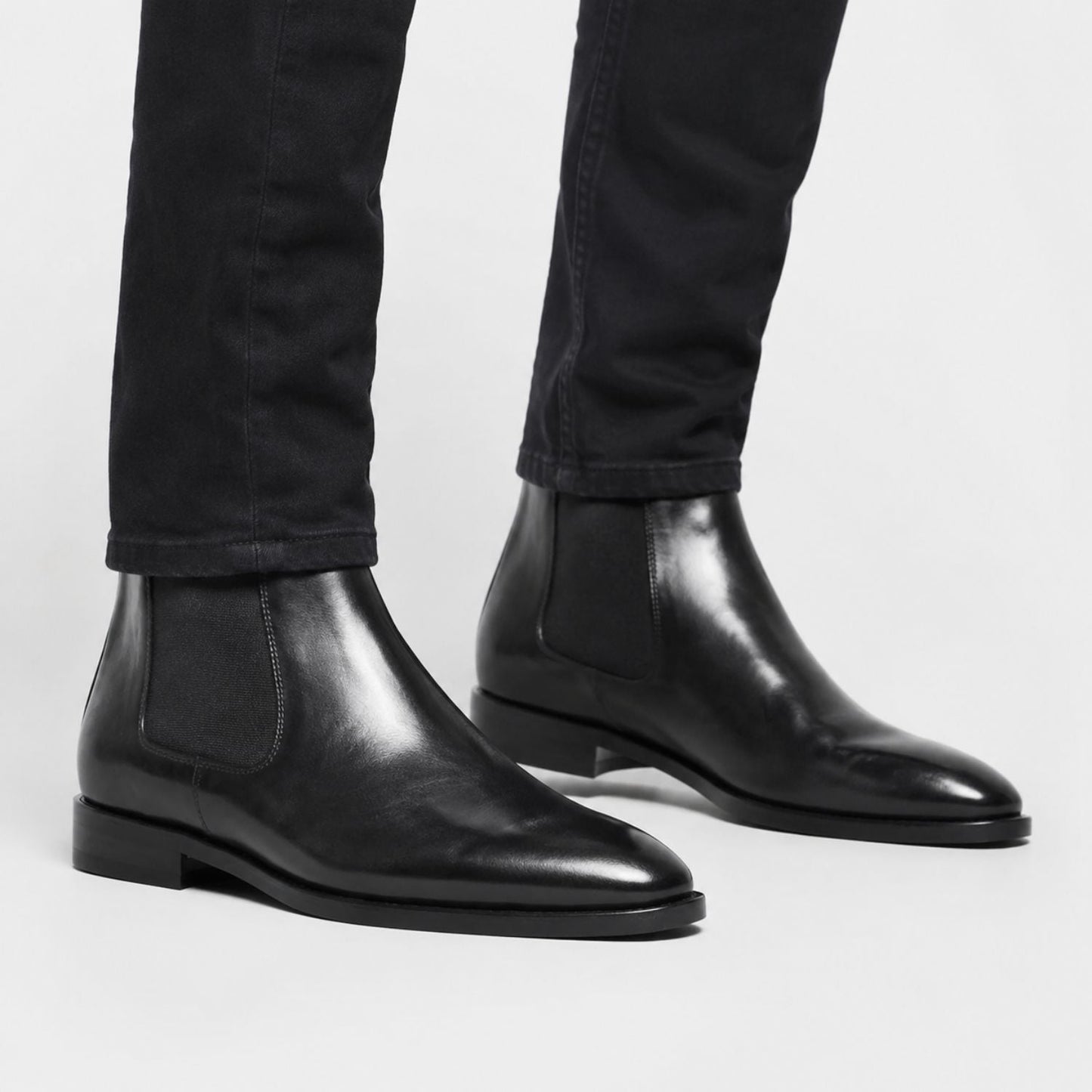 Refined Leather Chelsea Boots | Zyphhra