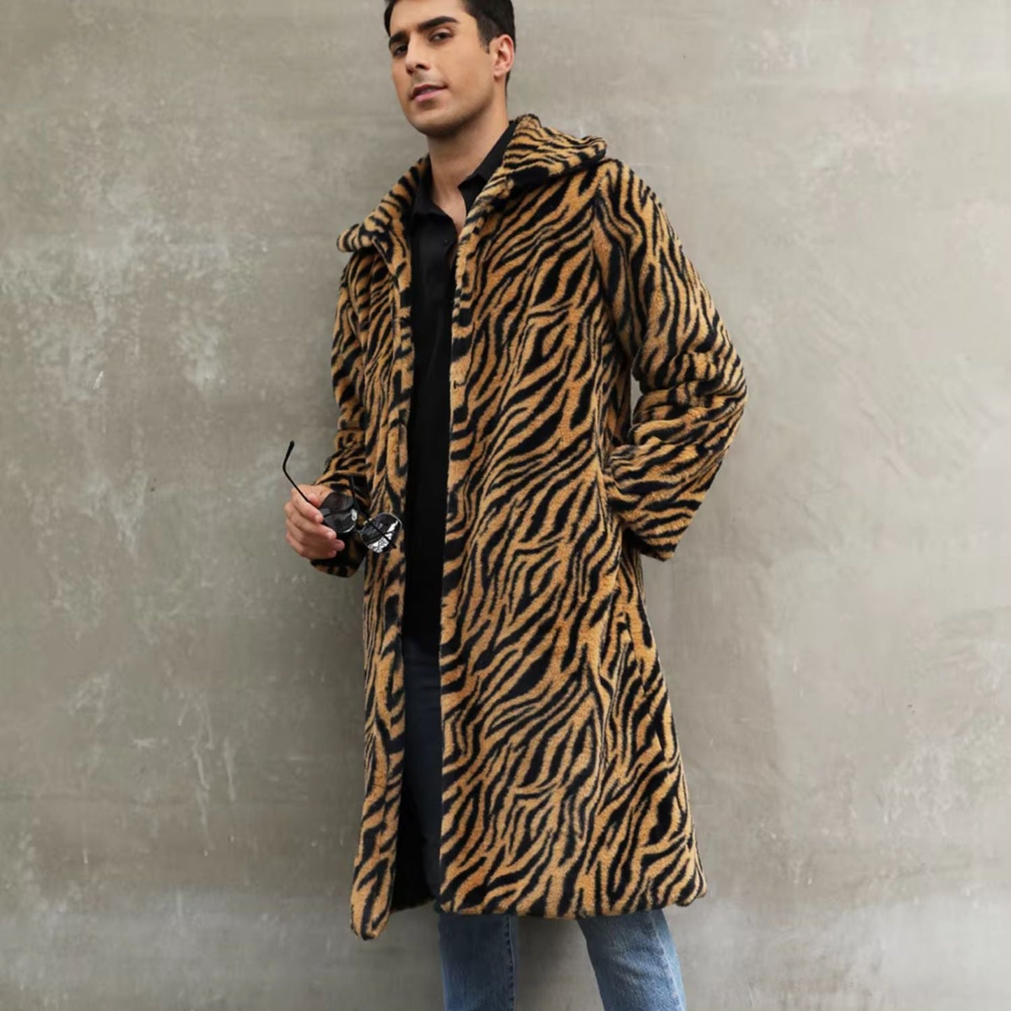 Bold Patterned Plush Fur Coat | Zyphhra
