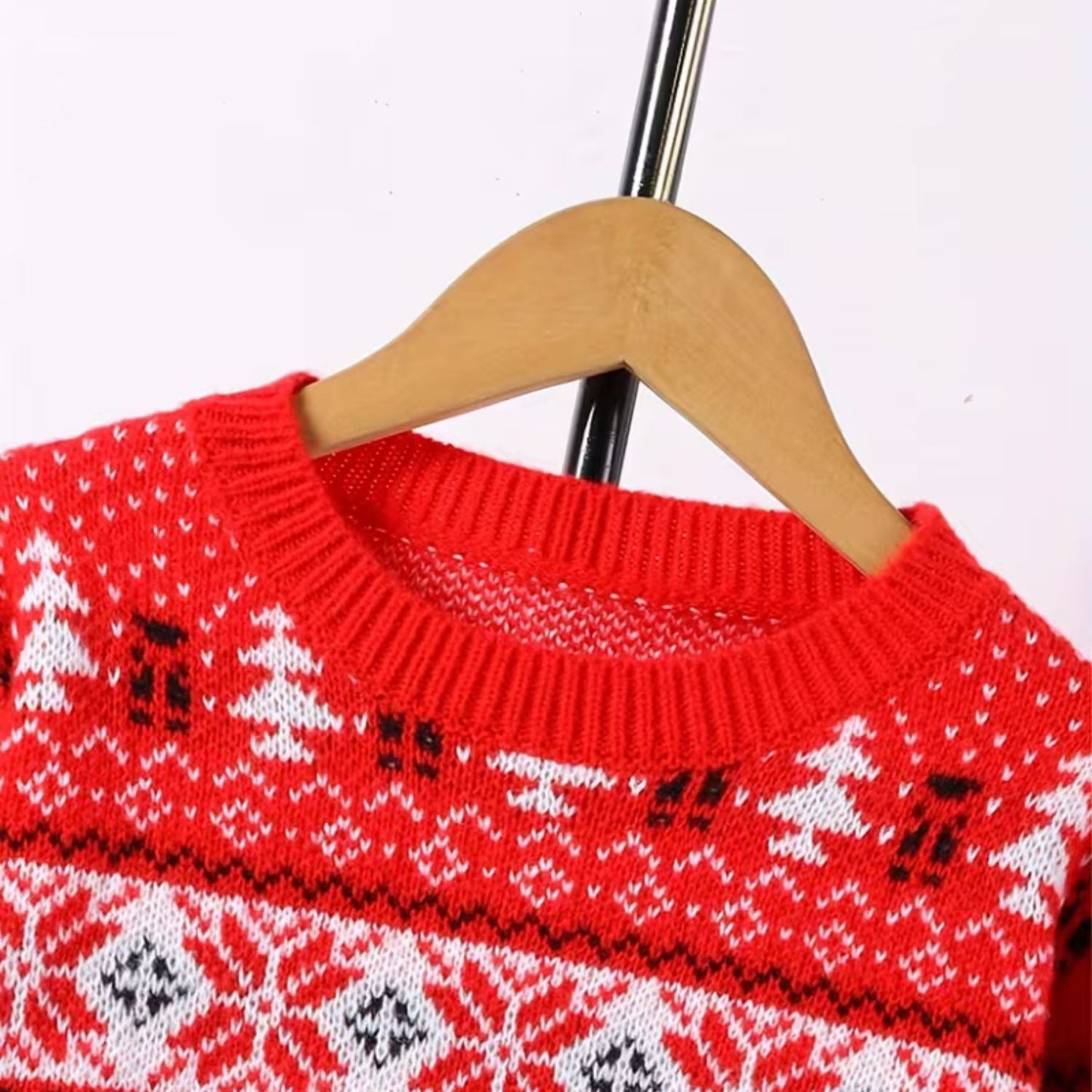 Classic Reindeer Christmas Jumper | Zyphhra