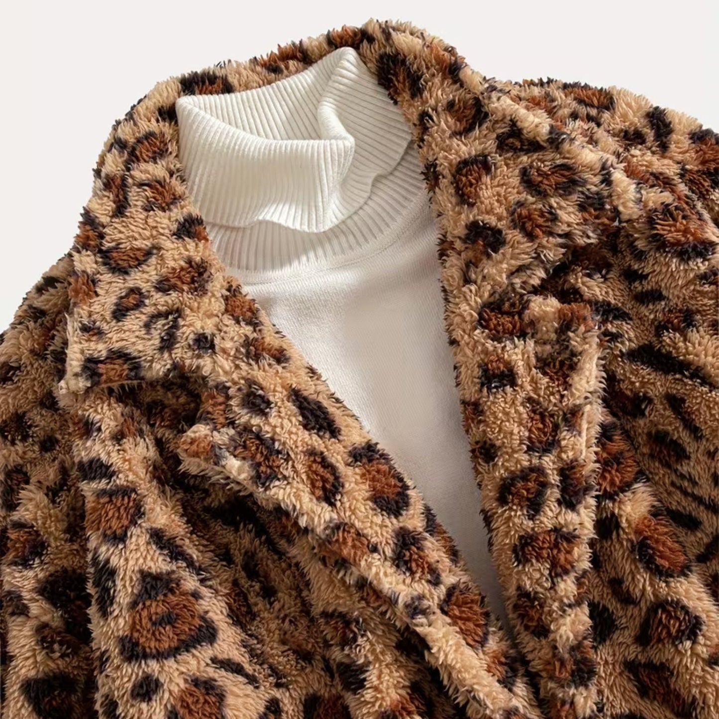 Leopard Pattern Plush Fur Coat | Zyphhra