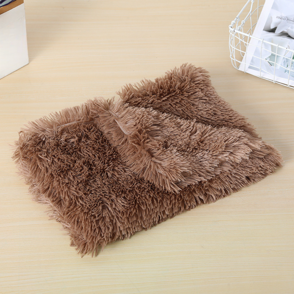 Calm Nest Cosy Pet Blanket | Zyphhra