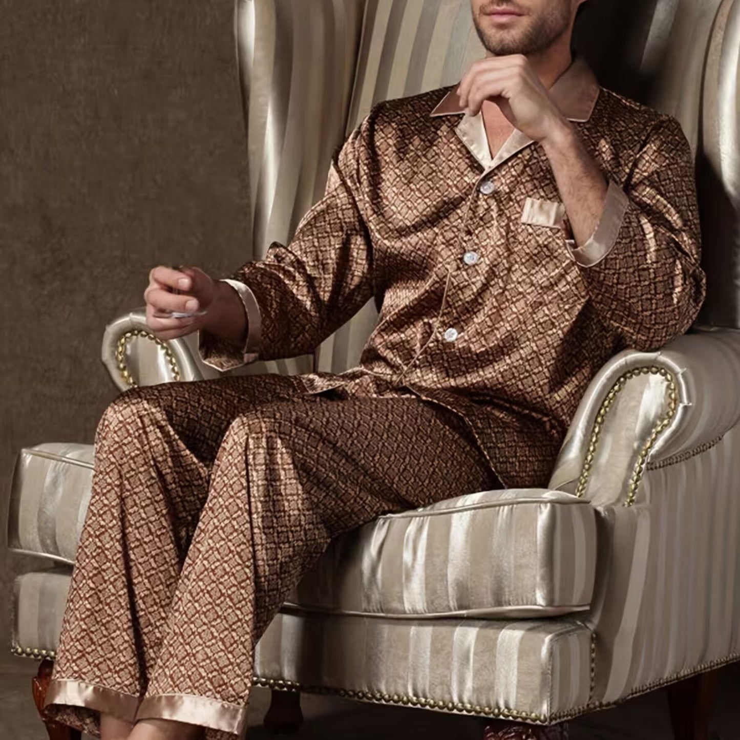 Retro Geometric Lapel Pyjama Set | Zyphhra