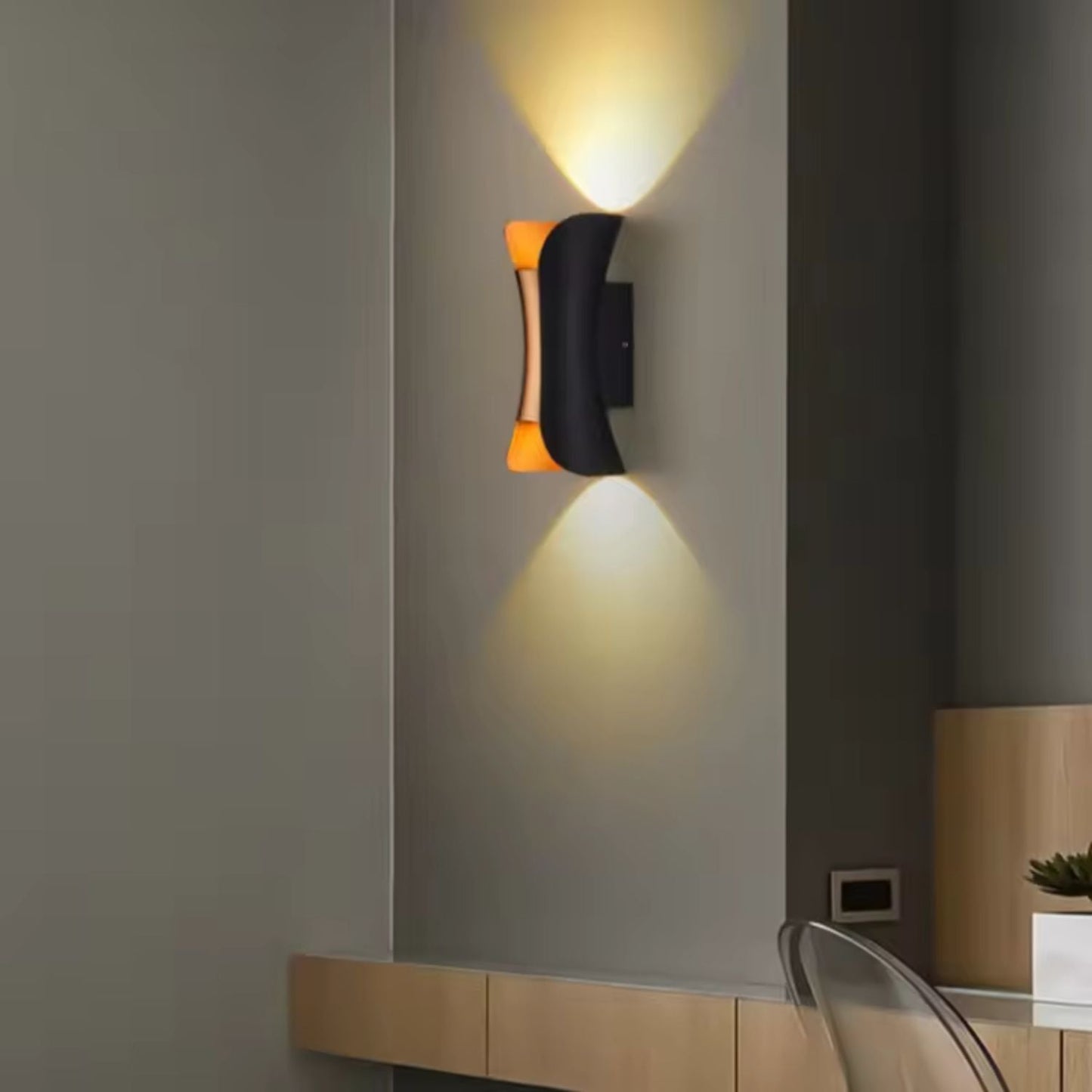 Modern Black Gold Wall Light | Zyphhra
