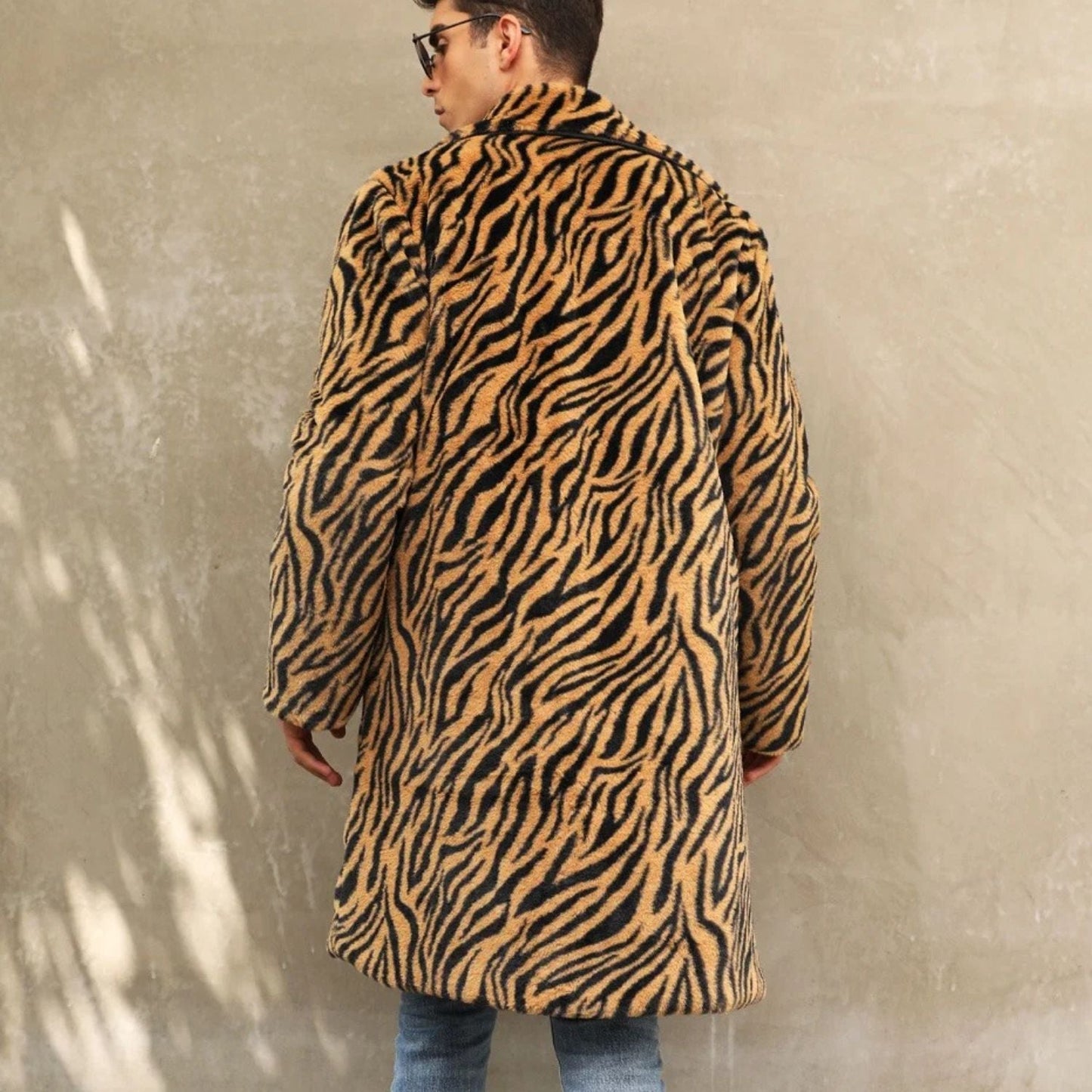Bold Patterned Plush Fur Coat | Zyphhra