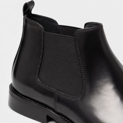 Refined Leather Chelsea Boots | Zyphhra