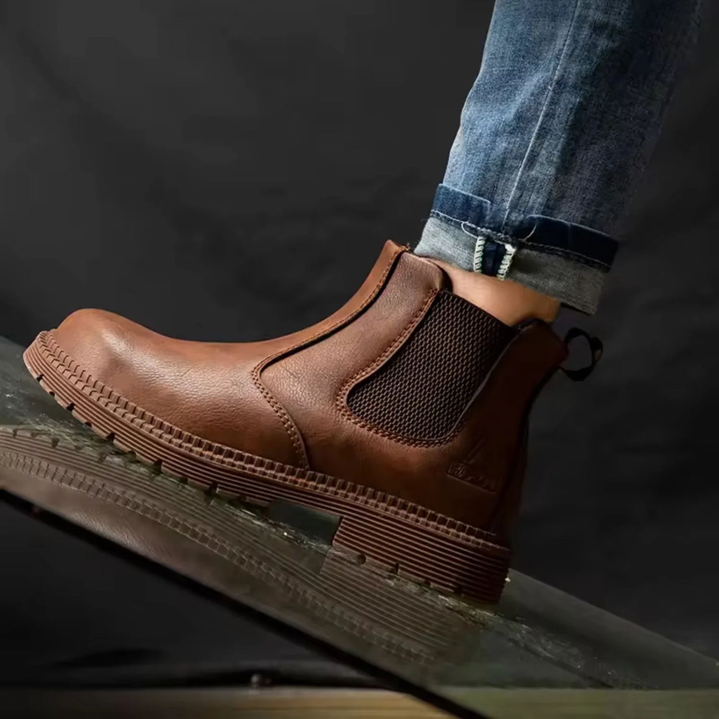 Casual Chelsea Boots | Zyphhra