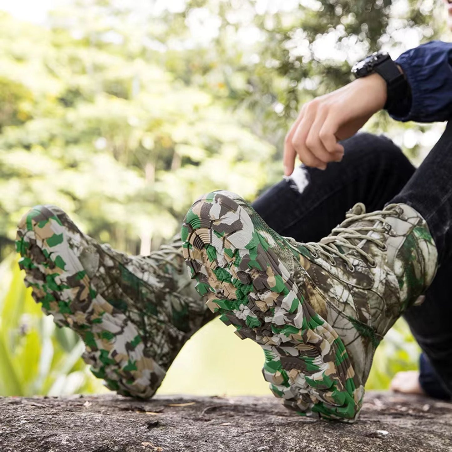 Insulated Camo Hunting Boots | Zyphhra