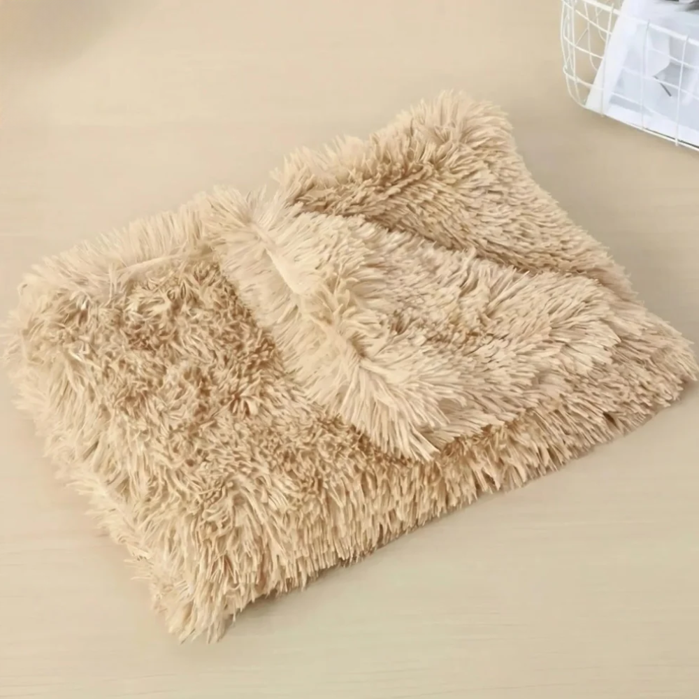 Calm Nest Cosy Pet Blanket | Zyphhra