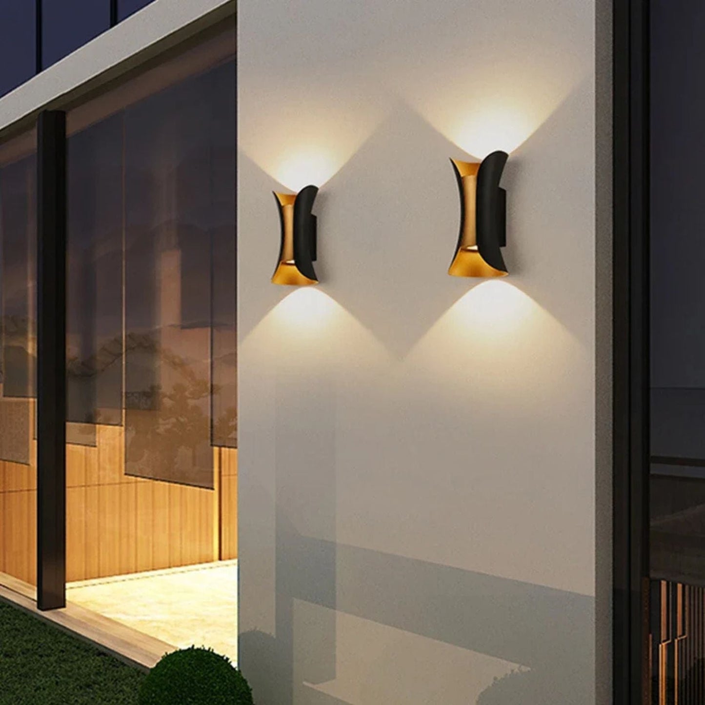 Modern Black Gold Wall Light | Zyphhra