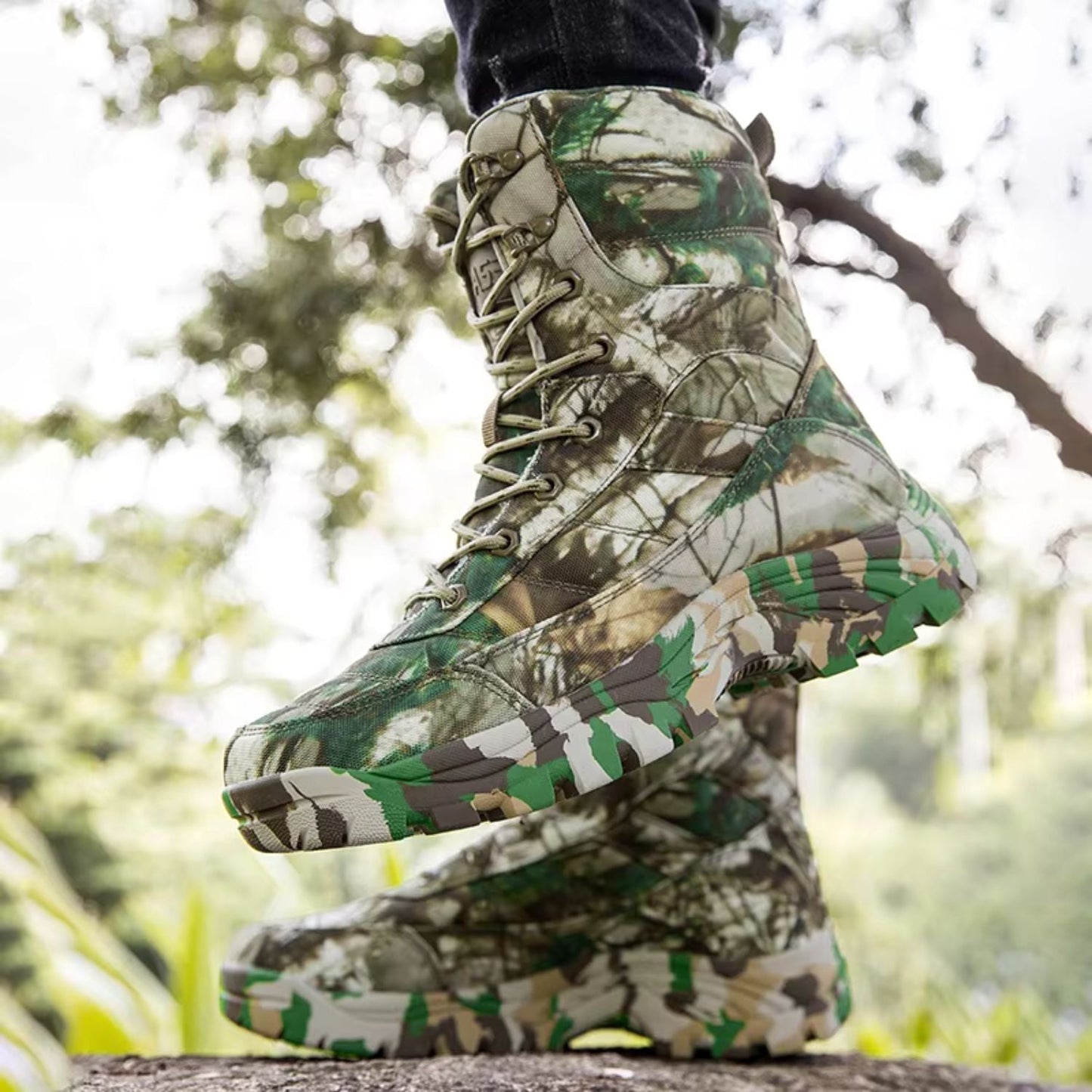 Insulated Camo Hunting Boots | Zyphhra